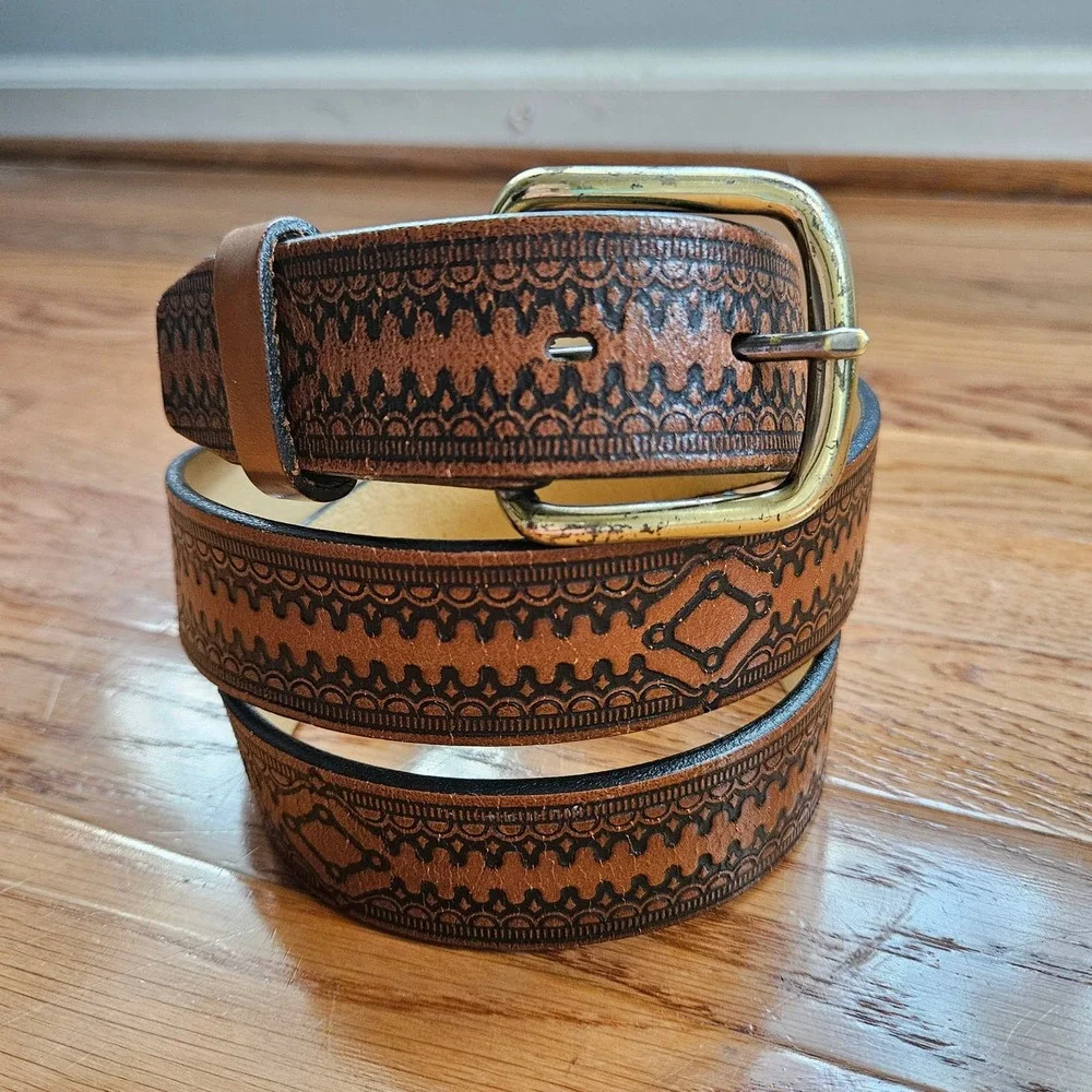 Brown & Black Tooled Leather Belt Size 42 - Picture 8 of 9